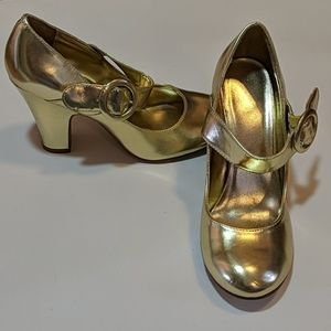 Metallic Gold heels, perfect for costume, dance